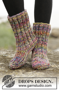 Ribbed Confetti / DROPS 172-17 - Knitted DROPS slippers in garter st with rib in 4 strands ”Fabel”.