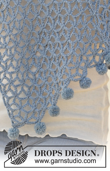 Tender Sky / DROPS 178-30 - Crochet poncho with star pattern in DROPS Big Merino. Size: S - XXXL