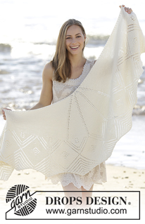 Almer / DROPS 178-62 - Knitted shawl with garter stitch and lace pattern in DROPS Cotton Merino, worked top down.