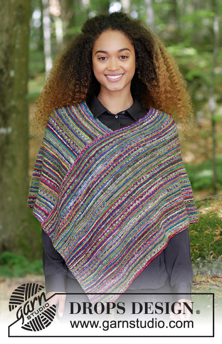 Stripes in Monaco / DROPS 180-27 - Knitted poncho with garter stitch and stripes. Sizes S - XXXL.
The piece is worked in DROPS Fabel.