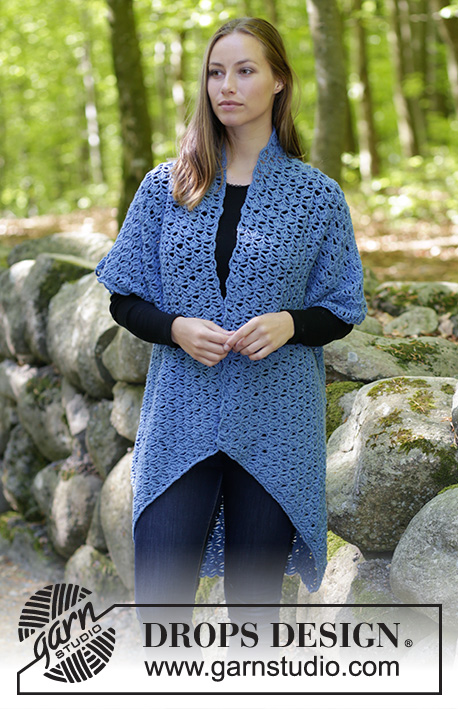 Cobalt Net / DROPS 184-31 - Crochet jacket with lace pattern and shawl collar. Size: S - XXXL
Piece is crocheted in DROPS Merino Extra Fine.