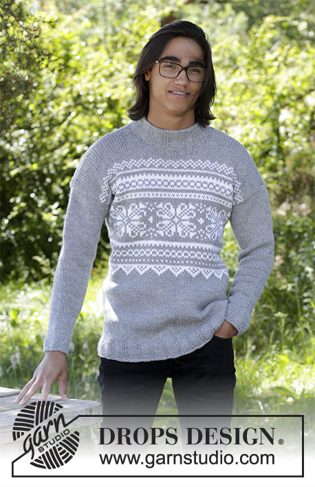 Vintermys / DROPS 185-13 - Men’s knitted jumper with multi-coloured Nordic pattern. Sizes S - XXXL.
The piece is worked in DROPS Alaska.