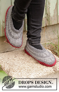 Warm Detour / DROPS 193-17 - Crocheted and felted slippers in DROPS Polaris. Piece is crocheted with stripes. Size 35 – 43 = 5 – 10 1/2