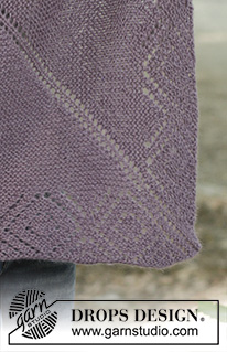 Amethyst Amour / DROPS 194-26 - Knitted shawl in 1 strand DROPS Alpaca and 1 strand DROPS Kid-Silk with garter stitch and lace pattern.
