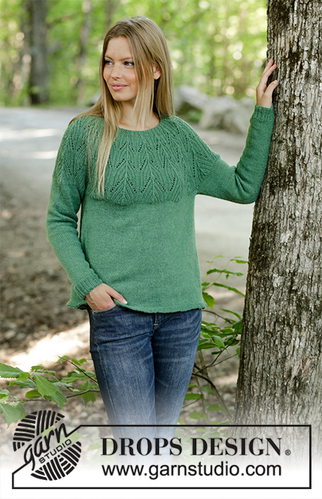 Green Echo / DROPS 196-26 - Knitted jumper with round yoke in DROPS Nord. The piece is worked with lace pattern and textured pattern. Sizes S – XXXL.