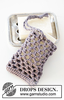Soap Saver / DROPS 198-33 - Crocheted soap bag or tawashi in DROPS Paris with lace pattern. The piece is worked bottom up.