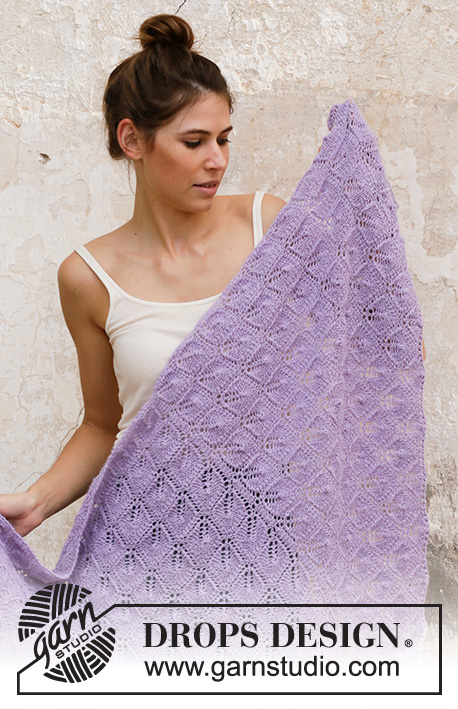 Lilac Bouquet / DROPS 201-17 - Knitted shawl in DROPS Alpaca. Piece is knitted top down with lace pattern and garter stitch.