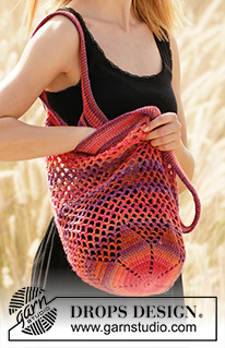 Sunset Shopper / DROPS 211-27 - Crocheted bag in DROPS Big Delight. The piece is worked bottom up with star pattern on the bottom.