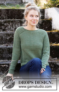 Lucky Clover Sweater / DROPS 215-9 - Knitted jumper in DROPS BabyMerino. The piece is worked top down, with saddle shoulders and textured pattern. Sizes S - XXXL.
