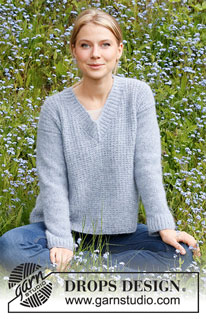 Highland Homecoming / DROPS 216-5 - Knitted jumper with V-neck and textured pattern in DROPS Air. Sizes XS - XXXL.