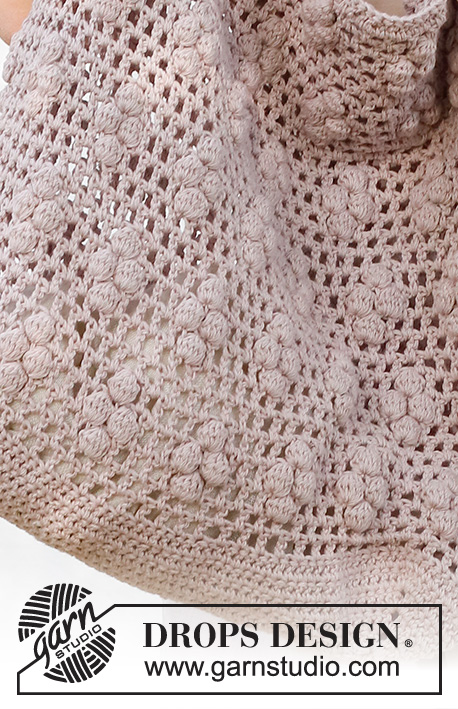 Berry Bag / DROPS 229-2 - Crocheted bag in DROPS Belle. Piece is crocheted with bobbles and lace pattern.