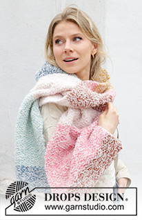Dream Weaver Scarf / DROPS 242-29 - Knitted scarf in DROPS Alpaca Bouclé and DROPS Brushed Alpaca Silk. The piece is worked back and forth, with moss stitch and stripes.