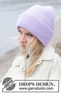 Edge of Twilight Hat / DROPS 242-7 - Knitted reversible hipster hat in DROPS Air. Sizes S - XL.