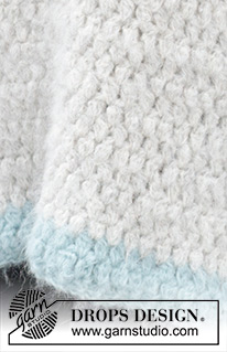 North Tide Sweater / DROPS 243-30 - Pulôver oversize crochetado de baixo para cima, em DROPS Melody. Crocheta-se com fendas nos lados, mangas montadas e gola subida. Do S ao XXXL.