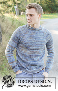 Blue Terrain / DROPS 246-41 - Pull tricoté de haut en bas pour homme en DROPS Fabel. Se tricote avec emmanchures raglan et col doublé. Du S au XXXL.