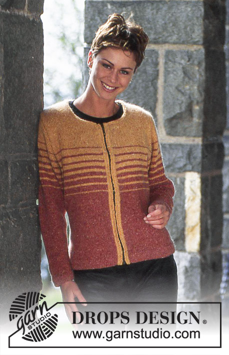 DROPS 53-3 - Rozpinany sweter na drutach, w paski i na suwak lub na guziki, z włóczki DROPS Karisma Angora-Tweed