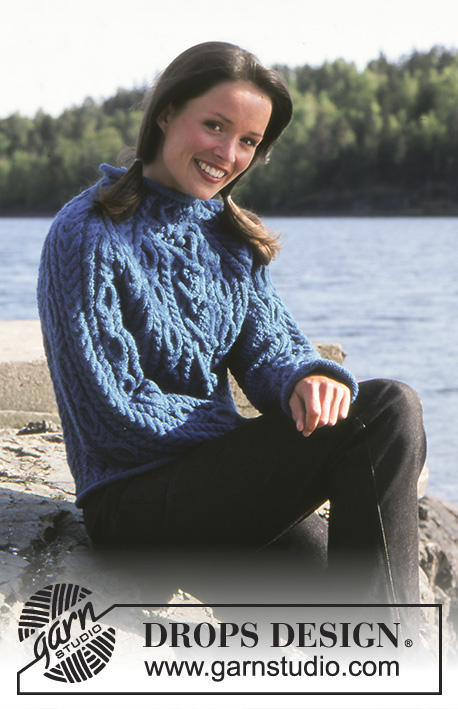 Swirling Water / DROPS 67-8 - Sweter na drutach, z warkoczami, z włóczki DROPS Karisma Superwash