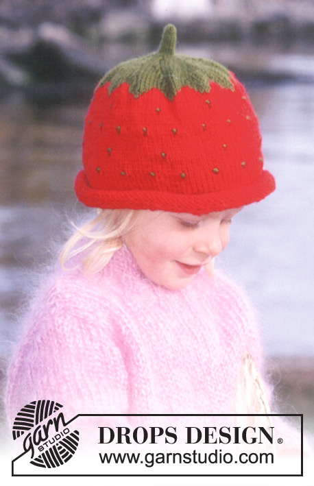 Berry Baby / DROPS Baby 10-23 - Knitted strawberry hat in DROPS Karisma Superwash size 1/6 month–8 years. Jumper in DROPS Vienna size 2–8 years and Mittens in DROPS Karisma size 2-8 years.