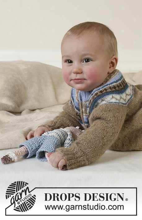 Leonard / DROPS Baby 13-15 - DROPS Jacket, socks and soft toy in Alpaca 
