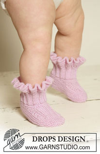 Sweet Sorbet Socks / DROPS Baby 19-25 - Knitted booties with ruffles for baby and children in DROPS BabyMerino