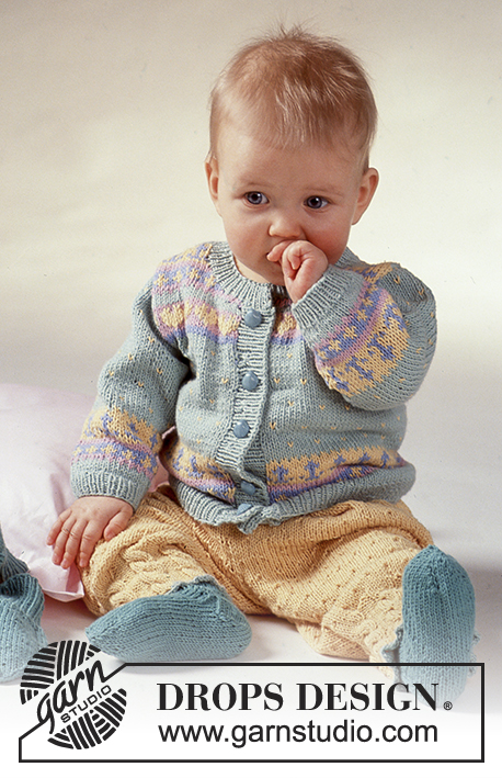 Spring Surprise / DROPS Baby 2-3 - DROPS jacket, trousers, hat / balaclava, socks and mittens in “Alpaca”.