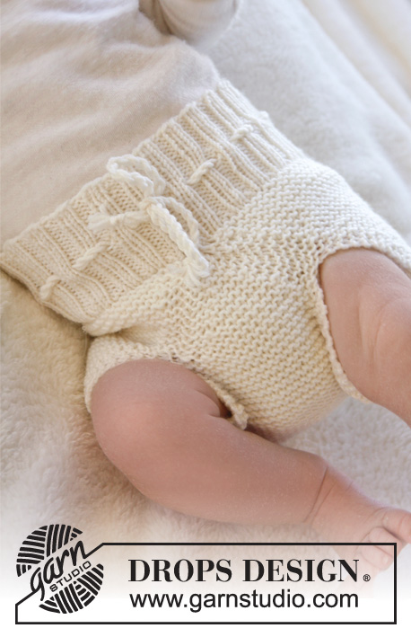 Pampered / DROPS Baby 25-9 - Culotte au tricot pour bébé en DROPS BabyMerino. Taille prématuré à 4 ans.