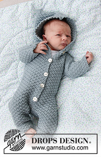 Truly Wooly / DROPS Baby 33-8 - Knitted suit for baby in DROPS Merino Extra Fine. Piece is knitted with textured pattern and hood. Size premature - 4 years
