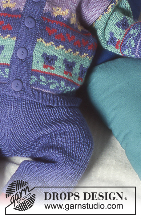 Oliver / DROPS Baby 4-2 - Das DROPS Set besteht aus: Jacke, Hose, Socken für Babys und kleine Kinder in BabyMerino und Decke in „Karisma“. Thema: Babydecke