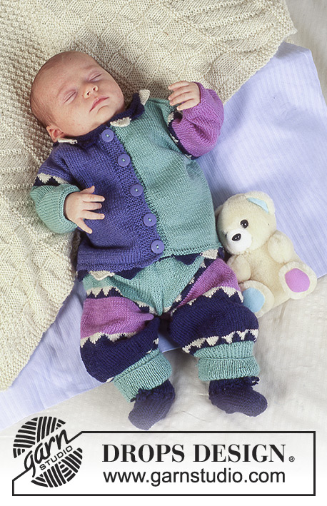 Jester / DROPS Baby 4-9 - DROPS harlequin set, jacket, trousers and socks in “Alpaca”.
