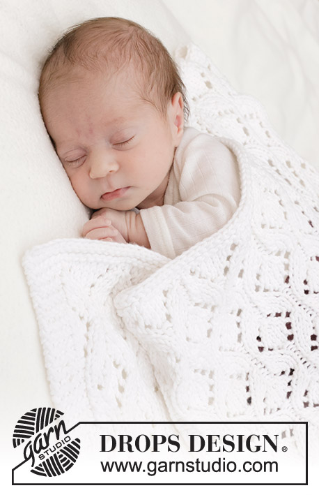 Bright Cuddles Blanket / DROPS Baby 46-4 - Strikket babytæppe i DROPS Big Merino. Arbejdet strikkes i hulmønster.
