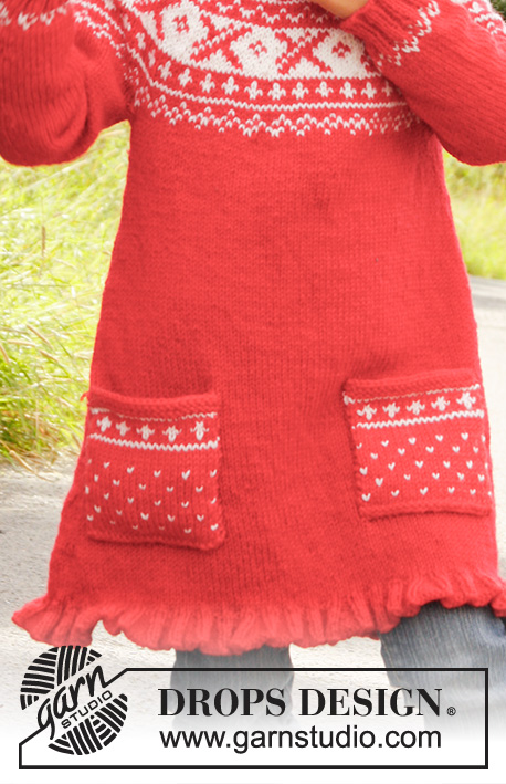 Selina / DROPS Children 22-20 - Šaty - tunika s kruhovým sedlem s norským vzorem pletené shora dolů z příze DROPS Karisma. Velikosti pro děti od 3 do 12 let.  