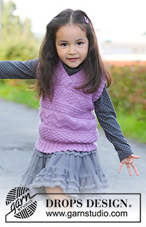Gretchen / DROPS Children 22-41 - Kootud DROPSi tekstuurse mustriga vest tüdrukule lõngast ”Karisma”. Suurused 3 kuni 12 aastat.