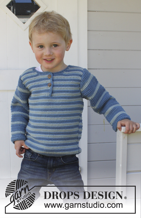 Little Oliver / DROPS Children 24-28 - Crochet sweater with vent and buttons at the front in DROPS Merino Extra Fine. Size children 3 - 12 years. 