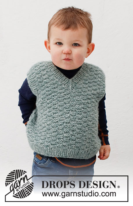 Green River Vest / DROPS Children 40-15 - Knitted vest / slipover for children in DROPS Air. The piece is worked with textured pattern, V-neck and ribbed edging. Sizes 2-12 years.