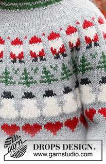 Christmas Time Sweater / DROPS Children 44-14 - Pull tricoté de haut en bas pour enfant, avec empiècement arrondi et jacquard Père Noël, sapin de Noël et cœur, en DROPS Karisma. Du 2 au 14 ans. Thème: Noël.