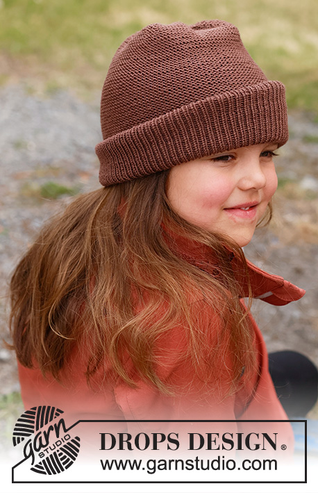 Cocoa Top / DROPS Children 44-8 - Bonnet tricoté pour enfant en DROPS BabyMerino. Se tricote de bas en haut, au point mousse.