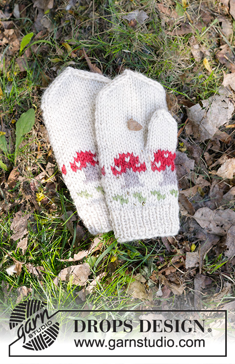 Mushroom Season Mittens / DROPS Children 47-16 - Moufles tricotées pour enfant en DROPS Karisma. Se tricotent de bas en haut avec jacquard champignons. Du 2 au 14 ans.