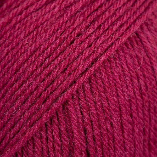 DROPS Fabel uni colour 113, ruby red